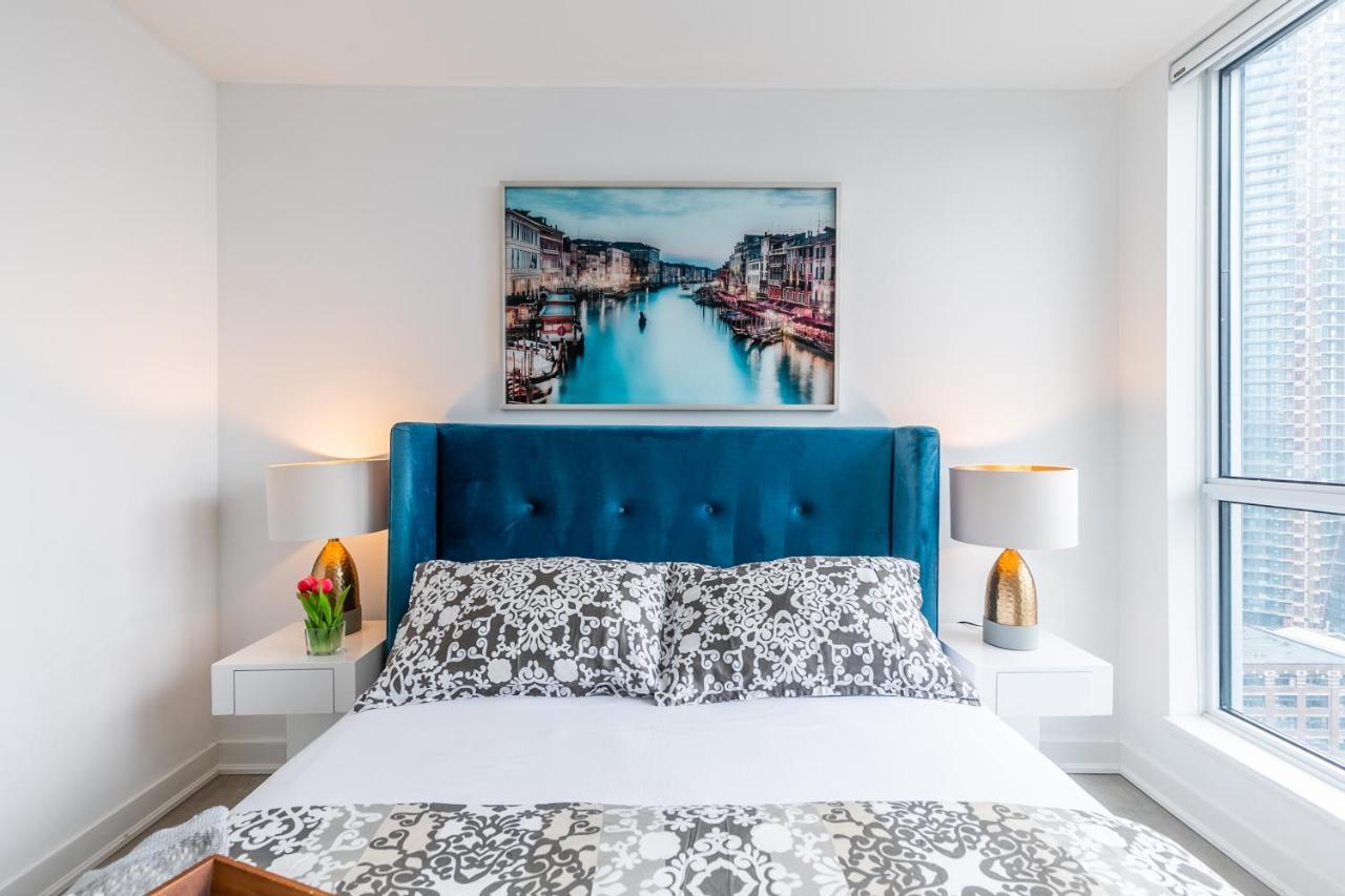 Luxury 2 Bedroom In The Heart Of Entertainment District W/ Cn Tower View Toronto Eksteriør bilde