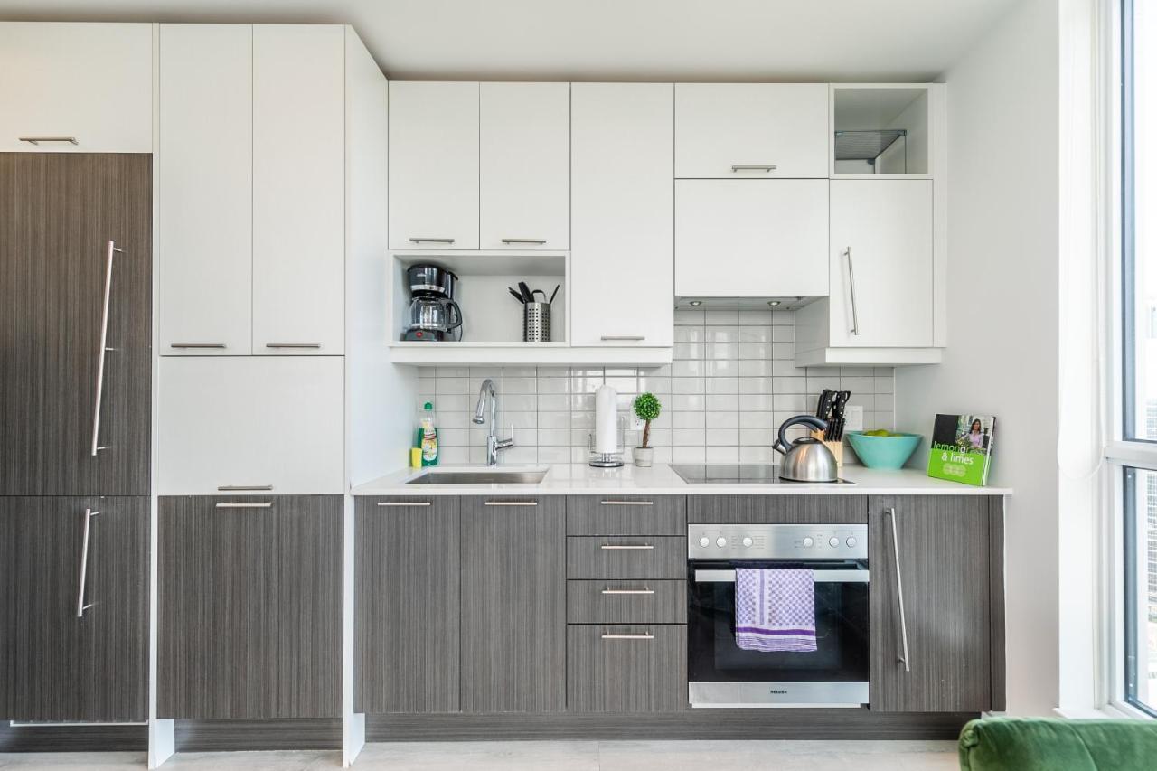 Luxury 2 Bedroom In The Heart Of Entertainment District W/ Cn Tower View Toronto Eksteriør bilde