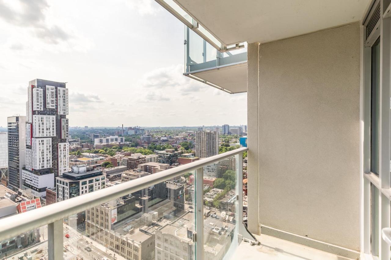 Luxury 2 Bedroom In The Heart Of Entertainment District W/ Cn Tower View Toronto Eksteriør bilde